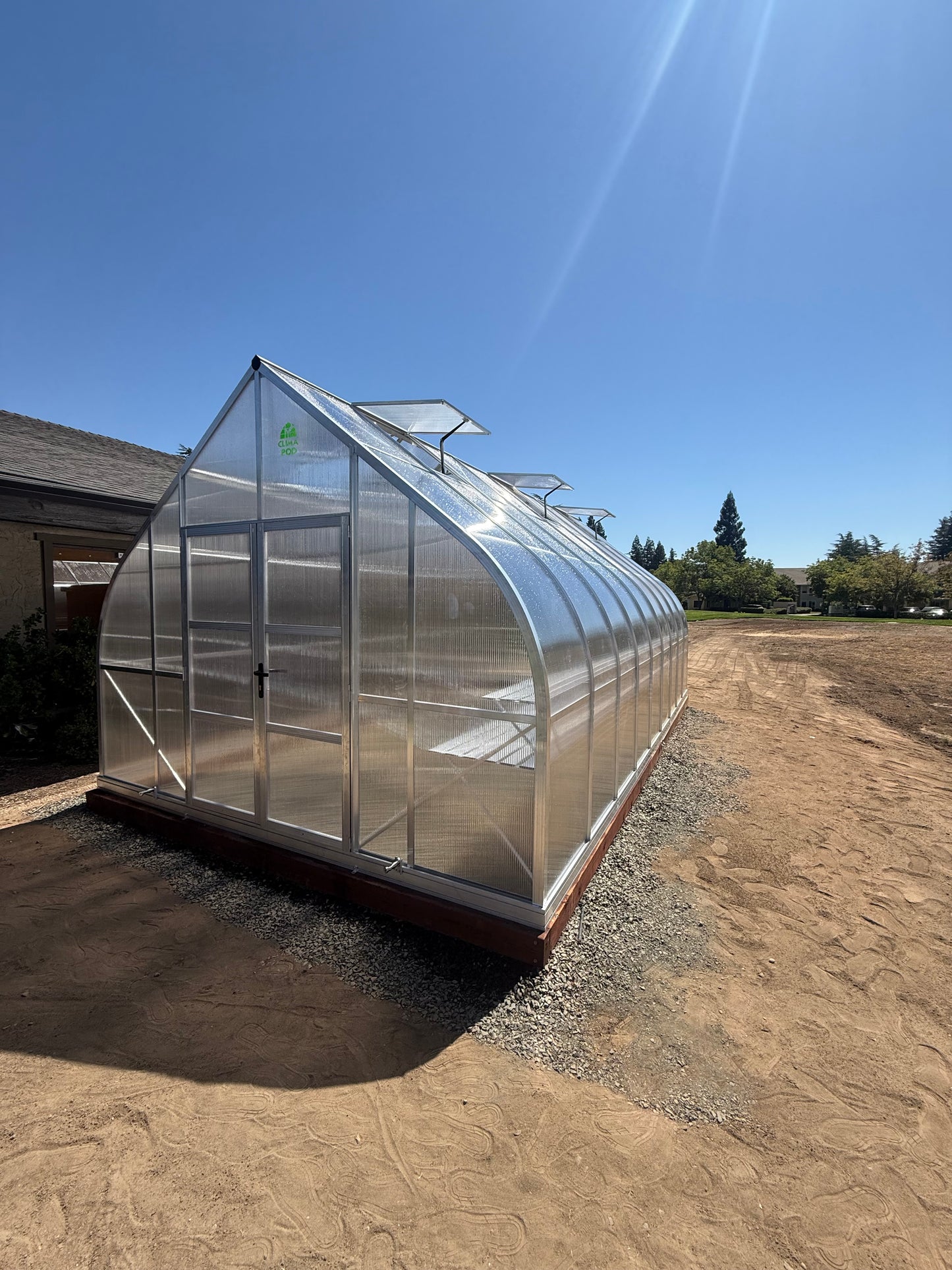 Titan 12x21