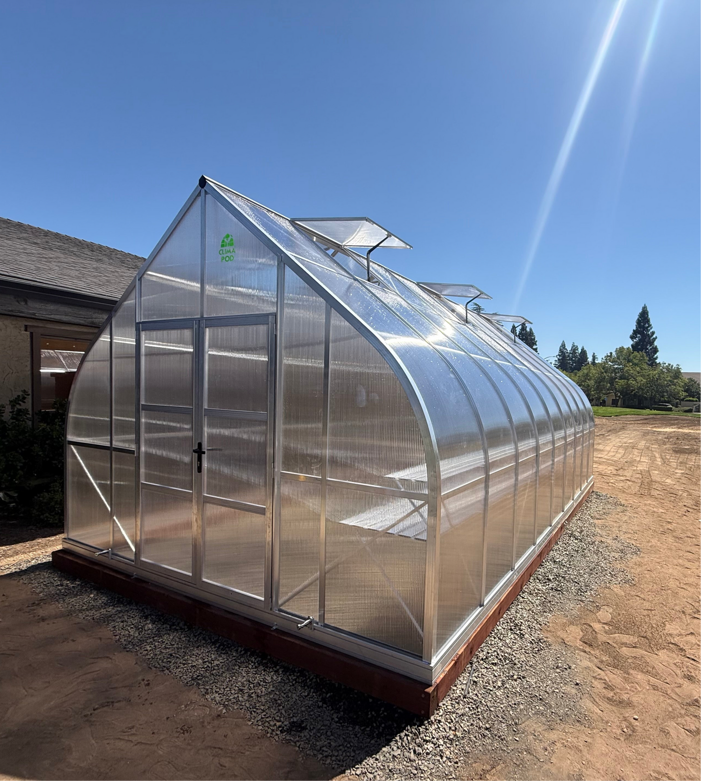 Titan 12x21